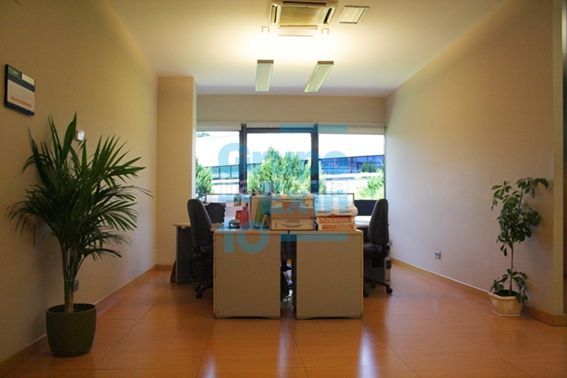 Foto 6e682eca-1fd3-4f17-b019-375fb043e4ff. Office space with heating parking in Añorga - Zubieta - Atotxa Erreka Donostia - San Sebastián