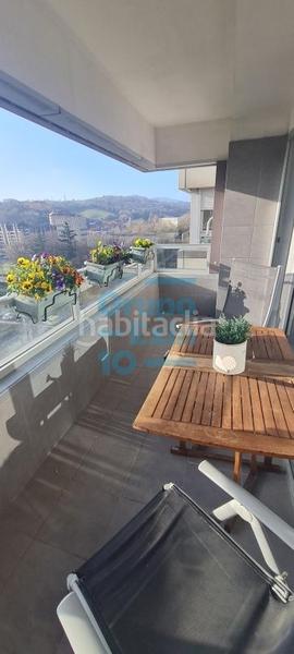 Foto 0c49a694-f454-42a6-bde2-45da6cb88fba. Alquiler piso temporal de septiembre a junio. preciosa vivienda con terraza en el Antiguo, en urbanización con piscina. en Donostia - San Sebastián