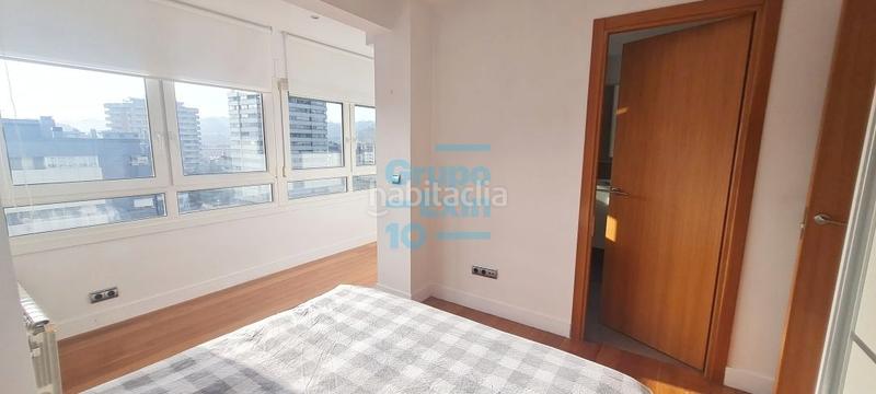 Foto e5636db9-fce7-4133-a7ea-16cd6f0e890d. Alquiler piso temporal de septiembre a junio. preciosa vivienda con terraza en el Antiguo, en urbanización con piscina. en Donostia - San Sebastián