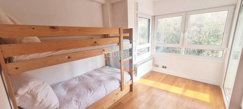 Foto 6fc2f0e9-62c4-47c1-b58b-278b744df2e0. Rent flat with heating pool in Antiguo Donostia - San Sebastián