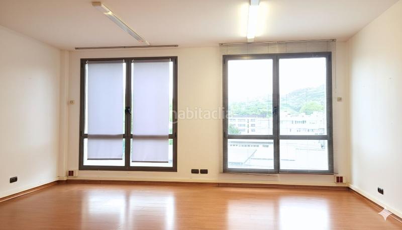 Foto 29ac66fe-f79a-4ba3-8718-3a6f392b3568. Location bureau avec chauffage parking dans Ibaeta Donostia - San Sebastián