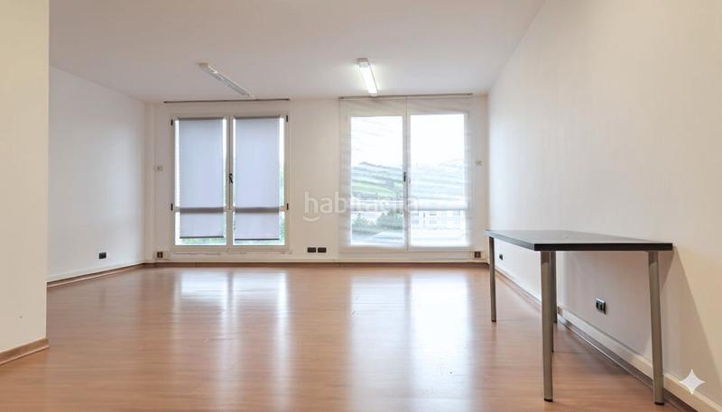Foto 5c495963-3181-4a9b-b829-34a360800d9b. Location bureau avec chauffage parking dans Ibaeta Donostia - San Sebastián