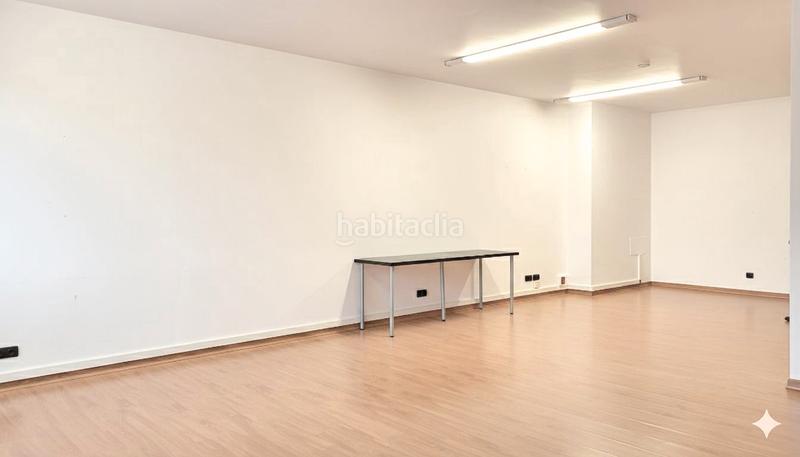 Foto f15f6fda-af04-45d2-bc78-25f4a55e002c. Location bureau avec chauffage parking dans Ibaeta Donostia - San Sebastián