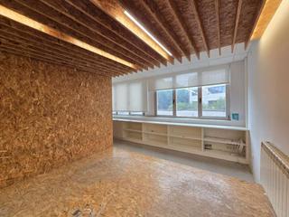 Rent Office space in Ibaeta. Oficina moderna y versátil de 70 m en igara