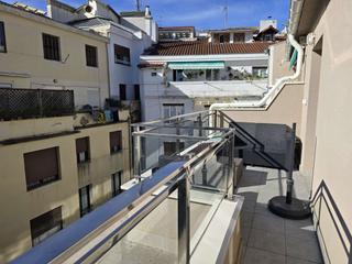 Alquiler Piso en Gros. Luminoso apartamento en gros con terraza soleada,