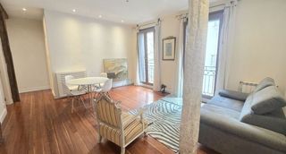 Alquiler Piso en Parte Vieja. En pleno corazón de la parte vieja, se alquila vivienda en perfe