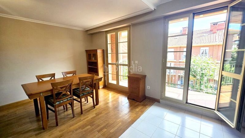 Foto a0674fb7-2b21-4f2a-ae6d-fb8aaab08493. Rent flat with heating parking in Orio