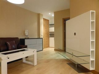 Location Appartement à Gros. Impecable y precioso apartamento situado en el corazón de gros,