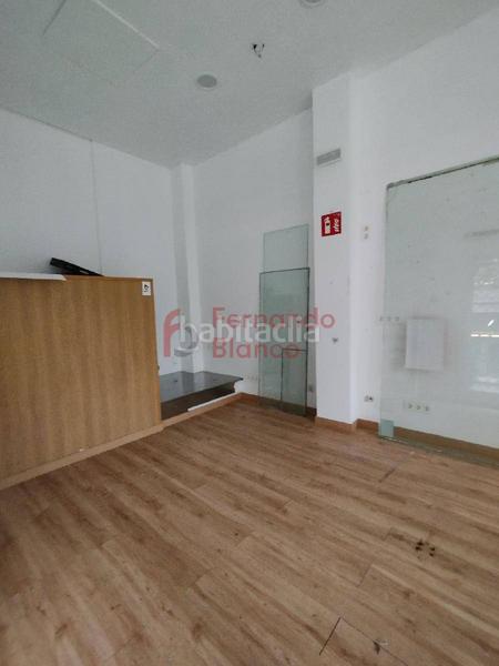 Foto 3c64f252-051b-44a9-95ee-2bd6f4eb94d6. Alquiler local comercial local alquiler indautxu en Bilbao
