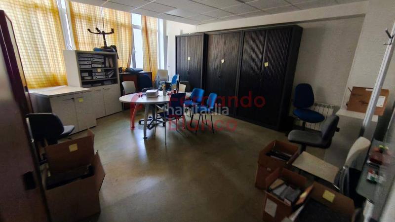 Foto bfbb15ef-5c66-428b-9083-89f7c889fbe0. Alquiler oficina planta industrial alquiler abando en Bilbao