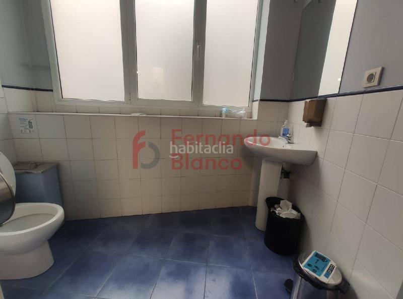 Foto 908fe29f-c59f-4f47-b6a4-33b6ea9a6ea5. Rent office space in Zabalburu Bilbao