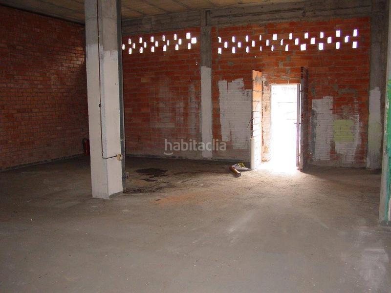 Foto abeddad6-5459-4d4c-9f27-7577038db101. Locale commerciale in Valle de Trápaga - Trapagaran