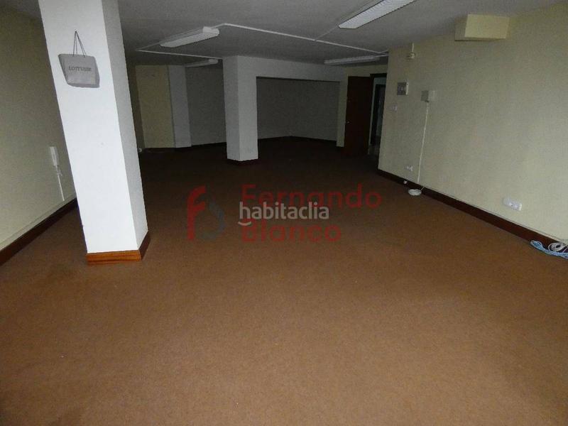 Foto 598f7535-c151-4c8e-9e3e-7b6494cca35d. Rent office space in San Pedro de Deusto - La Ribera Bilbao