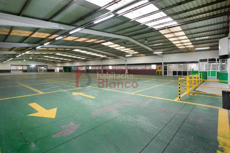 Foto 5a66b2db-511e-45be-9520-0dcf66fdce94. Fabrikhalle in Erandio