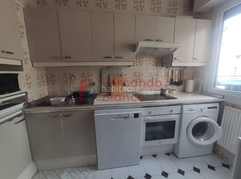 Foto 1bb829df-c603-4867-a89d-034e54f601bf. Miete etagenwohnung mit heizung in Basurtu Bilbao