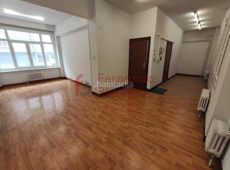 Foto 0ed5d117-dfea-4473-a0c2-1dd24fb375ed. Oficina a Zabalburu Bilbao