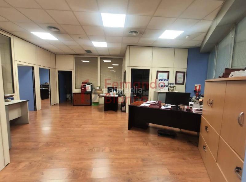 Foto 1361355b-9599-4f9d-99a6-0257e01f8d00. Ufficio con riscaldamento in Basurtu Bilbao