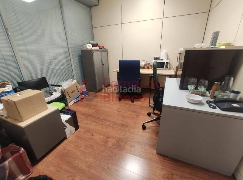 Foto 1e5bbaf3-f33f-440f-b7f5-0c299268ef65. Ufficio con riscaldamento in Basurtu Bilbao