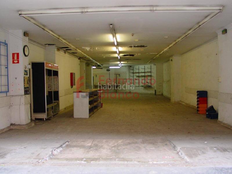 Foto 34090042-a7f4-4ff8-a74b-c5b2bd4706b9. Local comercial a Ametzola Bilbao