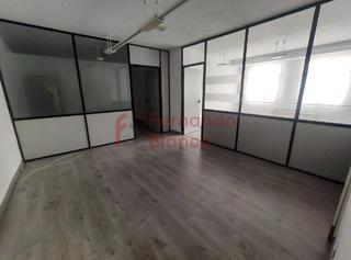 Lloguer Oficina a Zabalburu. Oficina alquiler abando bilbao