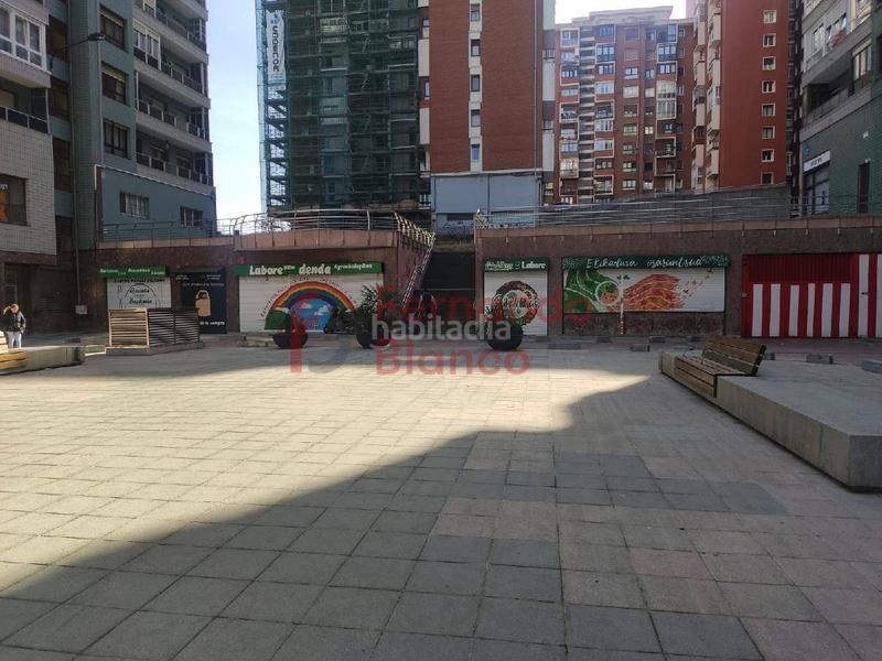 Foto d6b9f450-e037-4f91-82e1-567c32af4b65. Location local commercial dans Santutxu-Basarrate Bilbao