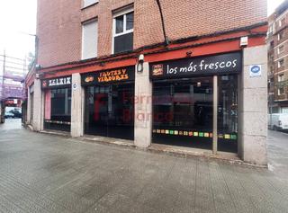 Business premise in La Peña