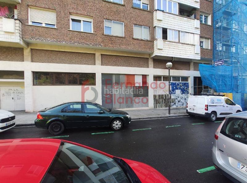 Foto 0fdd1b9d-32e6-4b5d-9cdd-34415ff119e6. Local comercial a San Pedro de Deusto - La Ribera Bilbao