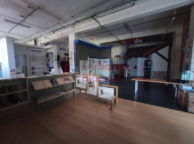 Foto fa63ed24-ec95-4b72-8d4f-26b2d5347860. Local comercial a San Pedro de Deusto - La Ribera Bilbao