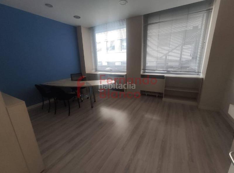 Foto 8676a4bb-d52b-44d4-b34d-817b81273acb. Location bureau avec chauffage dans Albia Bilbao