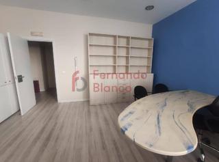 Rent Office space in Albia. Oficina alquiler edificio albia bilbao