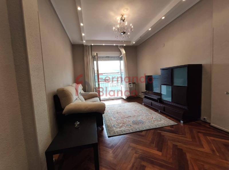Foto 1db7fe7a-57a4-44e1-8795-00f39c6d899e. Alquiler piso vivienda temporal en indautxu centro en Bilbao