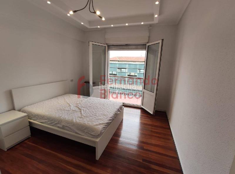 Foto ed8af8a5-6492-40d2-8af7-ddf879344fde. Alquiler piso vivienda temporal en indautxu centro en Bilbao