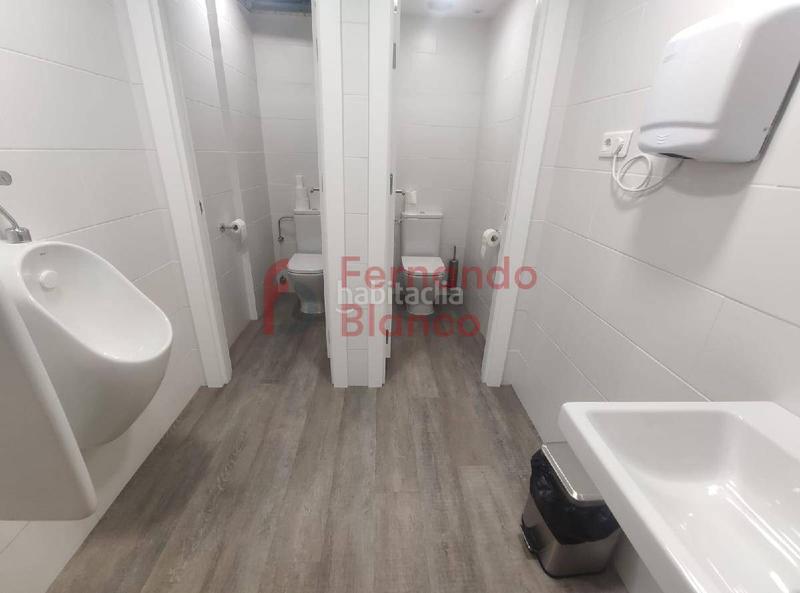 Foto 83d05912-6e57-47cc-b9ed-c1b55624439a. Rent office space with heating parking in Zona Indautxu Bilbao