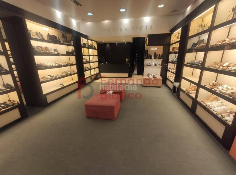 Foto f9b8e8e3-05aa-439e-a9af-2413b1c90bf5. Alquiler local comercial local alquiler maximo aguirre en Bilbao