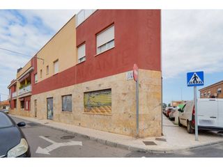 Business premise  Calle luchana. Local en venta en la unión