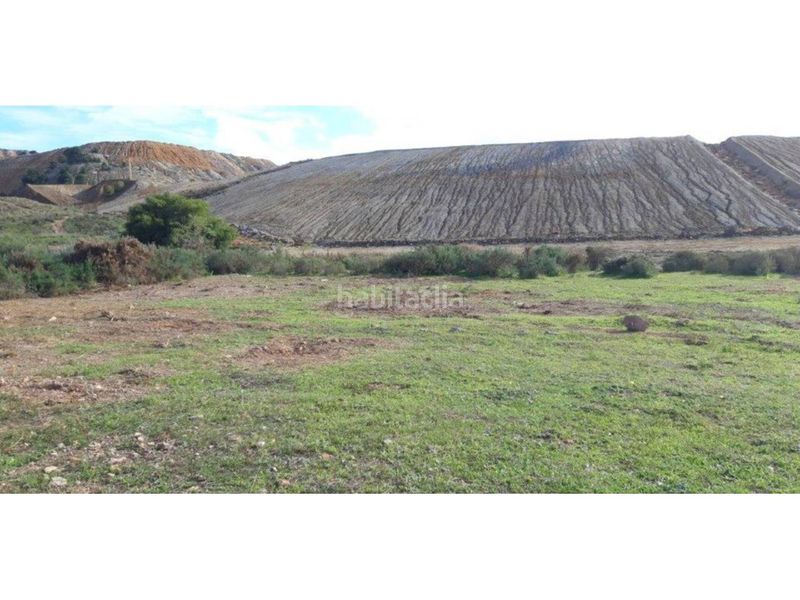 Foto 78cd51cb-ec18-40db-af4b-a87ff36b3539. Solar industrial a La Unión Unión (La)