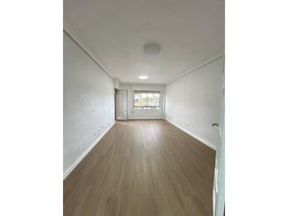 Miete Etagenwohnung  Plaza atenea. Alquiler de piso de 4 dormitorios en san antonio abadciudad jard