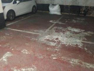 Aparcament cotxe  Carrer de la begònia. Plaza de parking en plaza del sol
