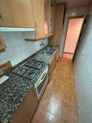 Appartement  Avinguda de severo ochoa. ¡descubre tu nuevo hogar en el corazón de la ciudad!