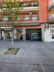Aparcament cotxe a Avinguda de Cornellà