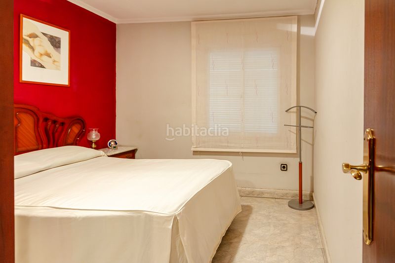 Foto c2b84258-548f-46a0-baa1-bf2543eb15c0. Pis a La Gavarra Cornellà de Llobregat
