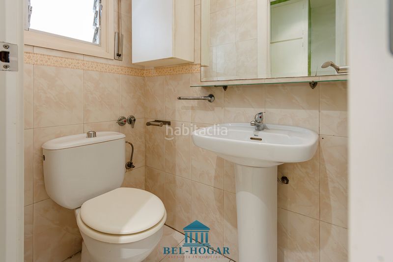 Foto 46509f51-eaf4-4159-a9b5-1824eea6e3d5. Casa a Centre Cornellà de Llobregat