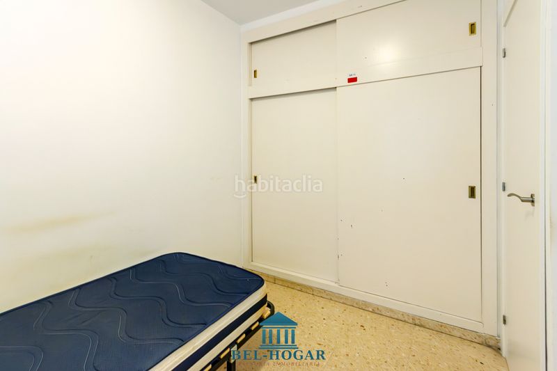 Foto f0e9f387-5fd5-4404-80ee-eeaf07a523cc. Casa a Centre Cornellà de Llobregat