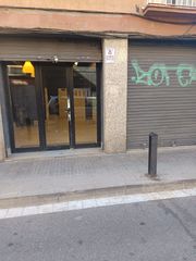 Local Comercial en Carrer de Cornellà Modern