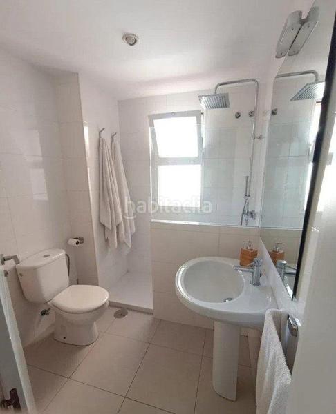 Foto a9cd3241-004d-4ae8-be63-750a239ad775. Appartement avec parking piscine dans Guadalmar Málaga