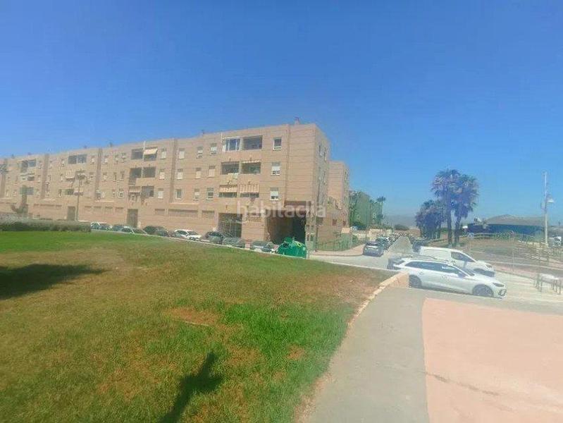 Foto b3eb9c7f-76af-4d56-a3ef-5cbe43e23842. Appartement avec parking piscine dans Guadalmar Málaga