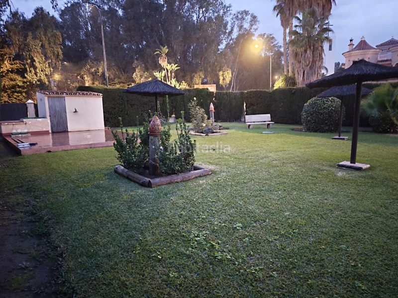 Foto 67cb0b0e-a732-423d-becd-57f8066f4f06. Casa adossada amb aparcament piscina a Guadalmar Málaga