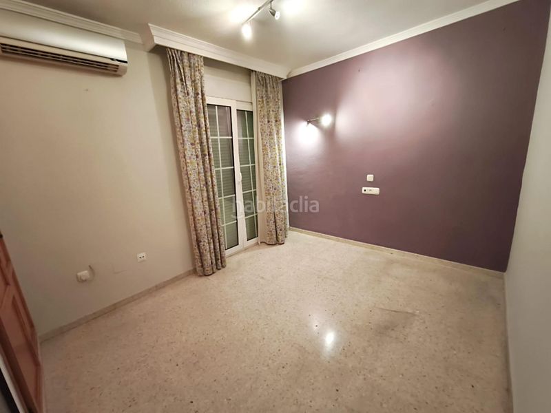 Foto 79633687-77c2-4032-af82-b57ae2695fa4. Casa adossada amb aparcament piscina a Guadalmar Málaga