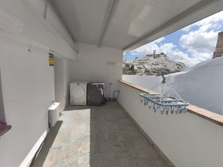 Haus in Colmenar. Casa de pueblo con encanto reformada y modernizada !!