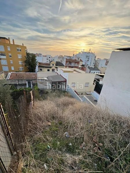 Foto 7eae5644-b52a-4f36-816e-4032438bffba. Casa adossada a El Palo Málaga
